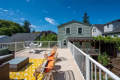 8046 18th Avenue NW, Seattle, WA 98117 - Photo 18