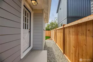 2018 Oakes Ave, Everett, WA 98201 - Photo 22