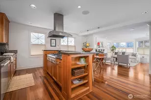 518 Prospect St, Seattle, WA 98109 - Photo 6