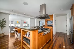 518 Prospect St, Seattle, WA 98109 - Photo 8