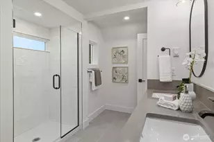 10322 Ashworth Ave N, Seattle, WA 98133 - Photo 14