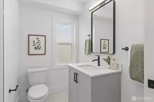10322 Ashworth Ave N, Seattle, WA 98133 - Photo 22