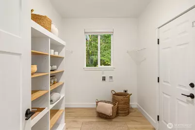 16761 NE Sanwick Place, Bainbridge Island, WA 98110 - Photo 14