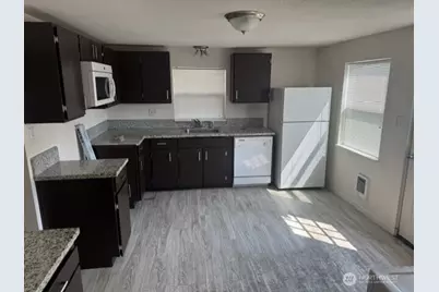 150 15th Avenue, Longview, WA 98632 - Photo 2