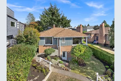 8438 41st Avenue SW, Seattle, WA 98136 - Photo 2