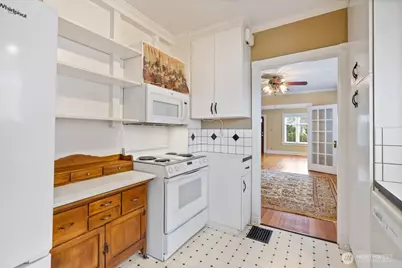 2020 Lombard Avenue, Everett, WA 98201 - Photo 10