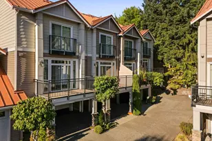12721 SE 41st Pl, Bellevue, WA 98006 - Photo 2
