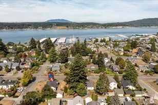 1519 9th St, Anacortes, WA 98221 - Photo 32