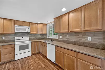 4017 107th Place NE, Marysville, WA 98271 - Photo 8