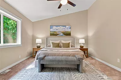 2022 227th Avenue NE, Sammamish, WA 98074 - Photo 22