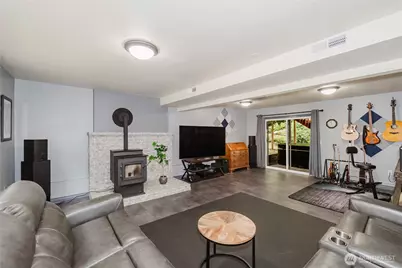 8206 University Point Circle NE, Bremerton, WA 98311 - Photo 26