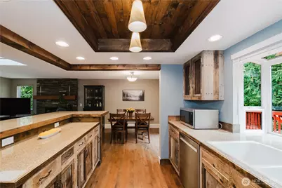 8206 University Point Circle NE, Bremerton, WA 98311 - Photo 14