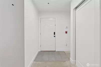 901 E Marine View Drive #305, Everett, WA 98201 - Photo 14