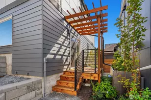 908 29th Ave, Seattle, WA 98122 - Photo 10