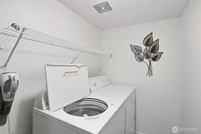 4343 Roosevelt Way NE #404, Seattle, WA 98105 - Photo 20