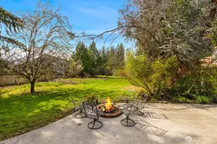 11122 Angeline Rd E, Bonney Lake, WA 98391 - Photo 6