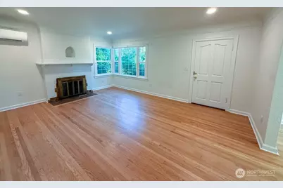 641 NW 180th Street, Shoreline, WA 98177 - Photo 6