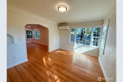 641 NW 180th Street, Shoreline, WA 98177 - Photo 8