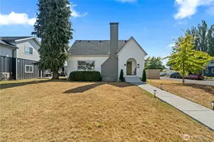 617 E St, Blaine, WA 98230 - Photo 2
