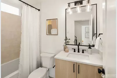 2530 30th Avenue W, Seattle, WA 98199 - Photo 14