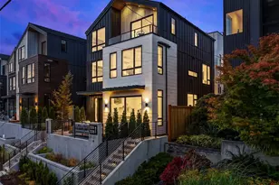 2530 30th Ave W, Seattle, WA 98199 - Photo 2