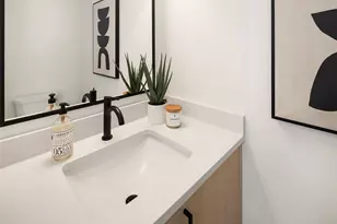 2528 30th Ave W, Seattle, WA 98199 - Photo 8