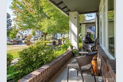 1804 10th Avenue NE #1320, Issaquah, WA 98029 - Photo 4