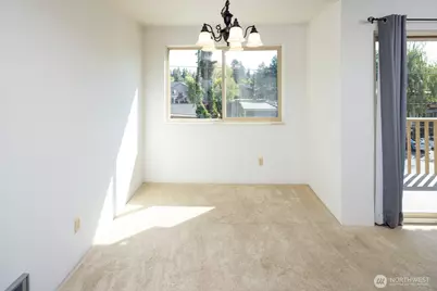 12035 32nd Avenue NE #304, Seattle, WA 98125 - Photo 10
