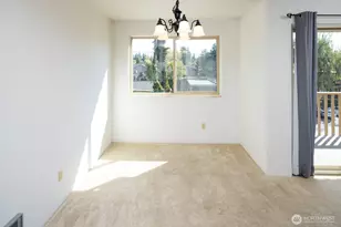 12035 32nd Ave NE, Seattle, WA 98125 - Photo 10