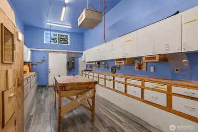 11033 Mandus Olson Road NE, Bainbridge Island, WA 98110 - Photo 36