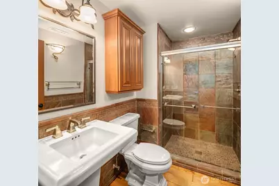 18138 NE 130th Place, Redmond, WA 98052 - Photo 32