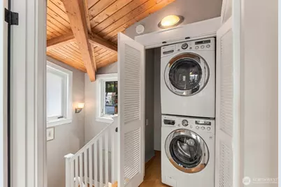 3146 Portage Bay Place E #N, Seattle, WA 98102 - Photo 22