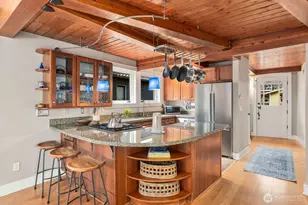 3146 Portage Bay Pl E, Seattle, WA 98102 - Photo 6