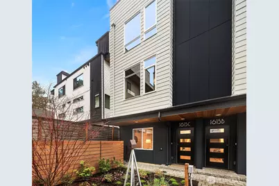1615 N 50th Street #C, Seattle, WA 98103 - Photo 1