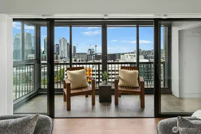 320 Melrose Avenue E #704, Seattle, WA 98102 - Photo 10