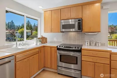 7430 143rd Avenue NE, Redmond, WA 98052 - Photo 8