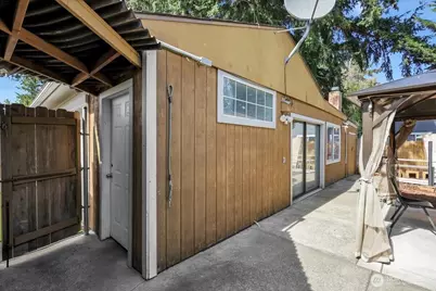 1621 113th Street S, Tacoma, WA 98444 - Photo 26