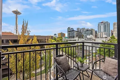 2911 2nd Avenue #704, Seattle, WA 98121 - Photo 8
