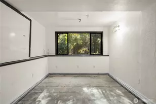 8051 NE Paulanna Ln, Bainbridge Island, WA 98110 - Photo 38