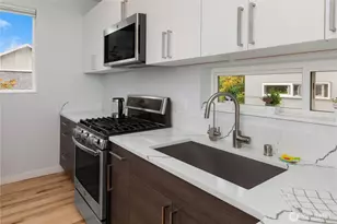 4407 44th Ave SW, Seattle, WA 98116 - Photo 14
