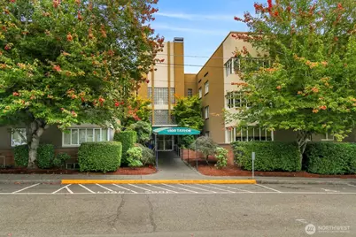 1800 Taylor Avenue N #102, Seattle, WA 98109 - Photo 1