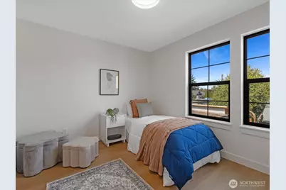 2817 25th Street #B, Everett, WA 98201 - Photo 24