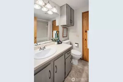 19853 25th Avenue NE #312, Shoreline, WA 98155 - Photo 20