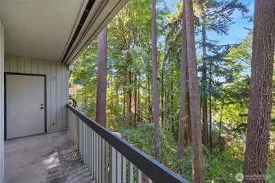 10819 NE 37th Place #221, Bellevue, WA 98004 - Photo 26