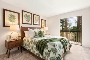 10819 NE 37th Pl, Bellevue, WA 98004 - Photo 18