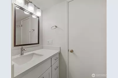 10819 NE 37th Place #221, Bellevue, WA 98004 - Photo 22