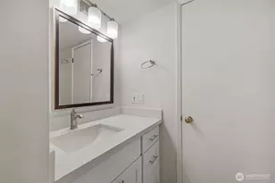 10819 NE 37th Pl, Bellevue, WA 98004 - Photo 22