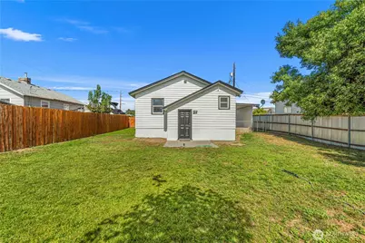 3 Island View Street, Wenatchee, WA 98801 - Photo 34