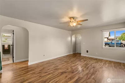3 Island View Street, Wenatchee, WA 98801 - Photo 6