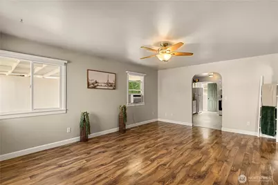 3 Island View Street, Wenatchee, WA 98801 - Photo 8